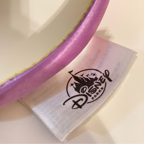 Sold ‼️Disney Parks, Minnie Mouse Lollipop Candy Ears - Picture 6 of 9